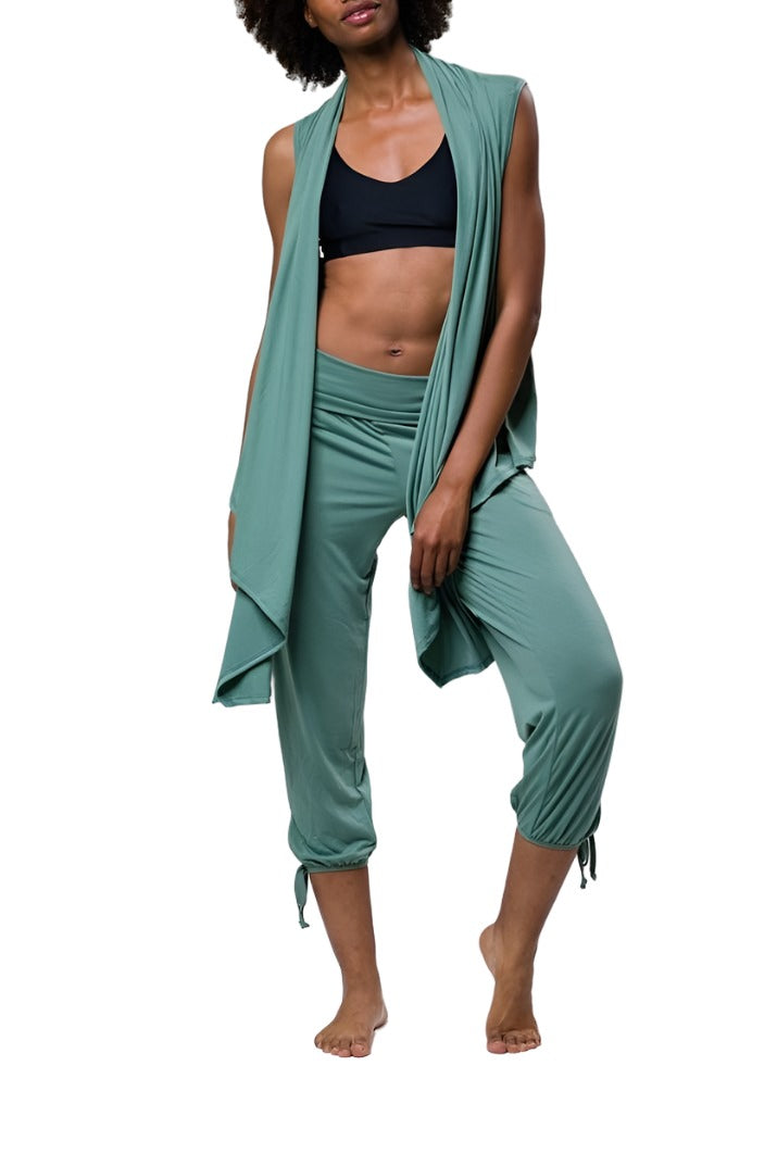 Onzie Hot Yoga Gypsy Pants 212 - Sage - front view