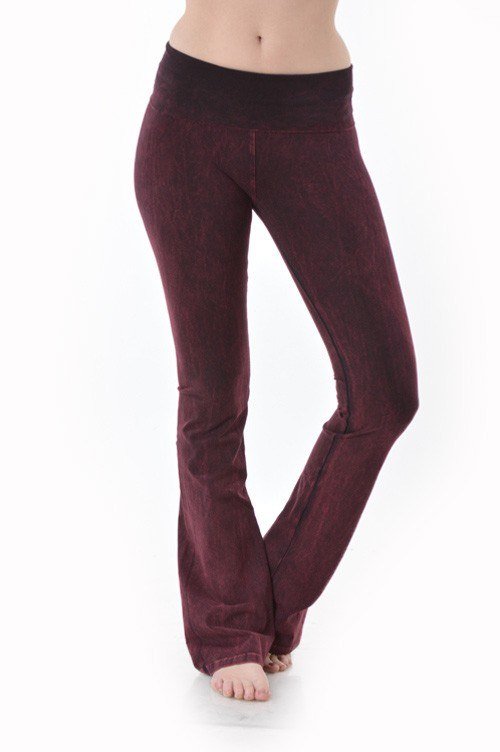 DEAR SPARKLE Bootcut Leggings for Women | Slim Look Bootleg Opaque Yoga  Pants + Hidden Pocket + Plus Size (C5) : : Clothing, Shoes 