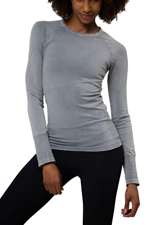 Onzie Hot Yoga Seamless Stone Wash Long Sleeve Top 3074 - front view