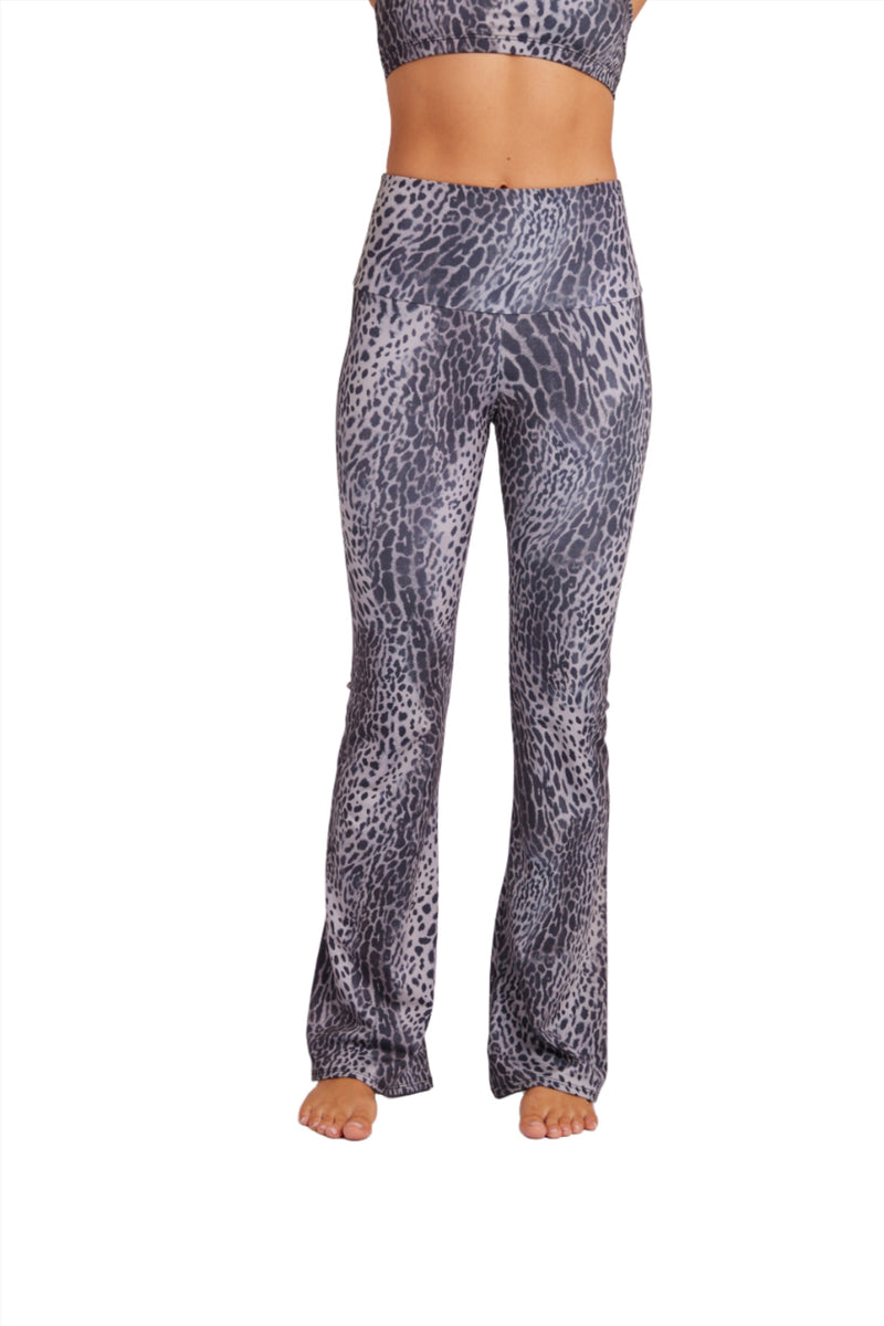 Onzie Studio Flare Pant 2284 - Grey Lynx - Front View