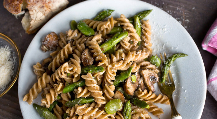 Whole-Wheat Pasta with Kale and Roast Chicken