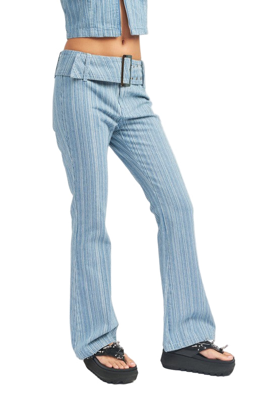 EMORY PARK LOW RISE FLARED JEANS - Denim Blue - Side View