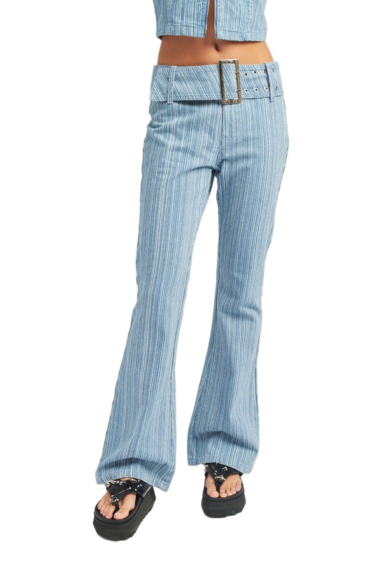 EMORY PARK LOW RISE FLARED JEANS - Denim Blue - Front View
