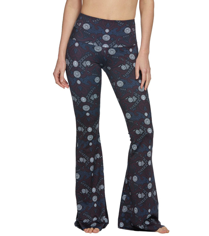 Onzie Flare Pant 2045