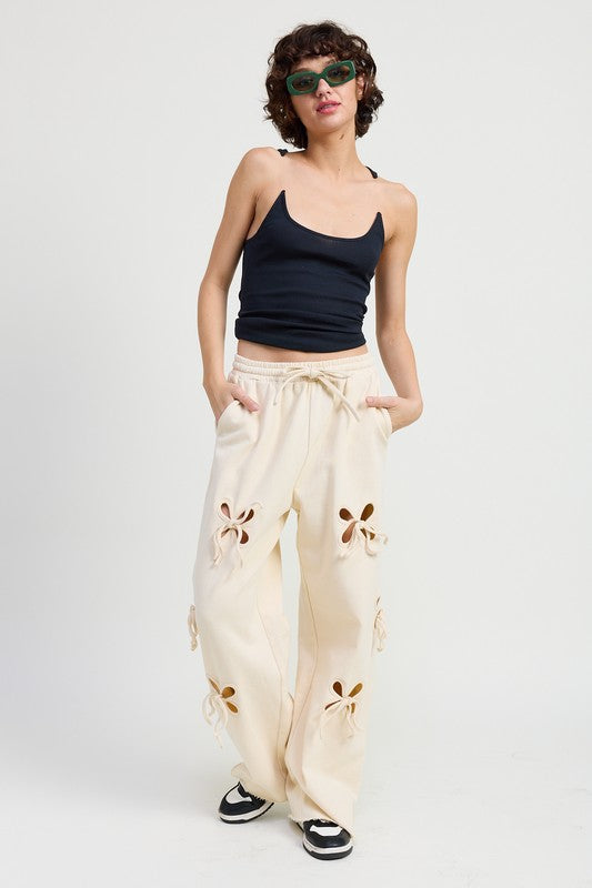 Emory Park FRENCH TERRY PANTS WITH CUTOUT DETAIL