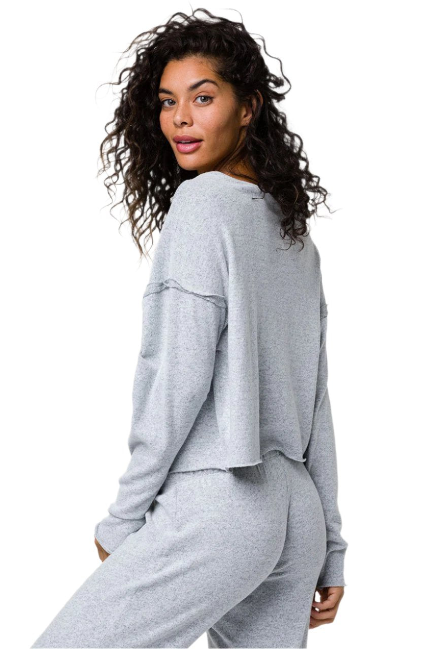 Onzie Flow Weekend Pullover - Heather Grey - Side View