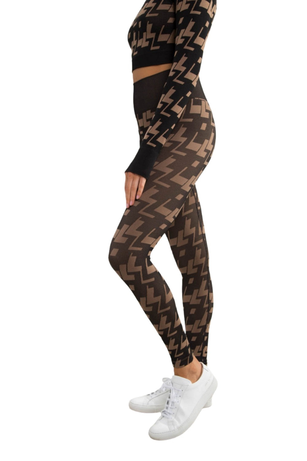 Mono B Seamless Geometric Print Leggings APH-A09101 - Brown - Side View