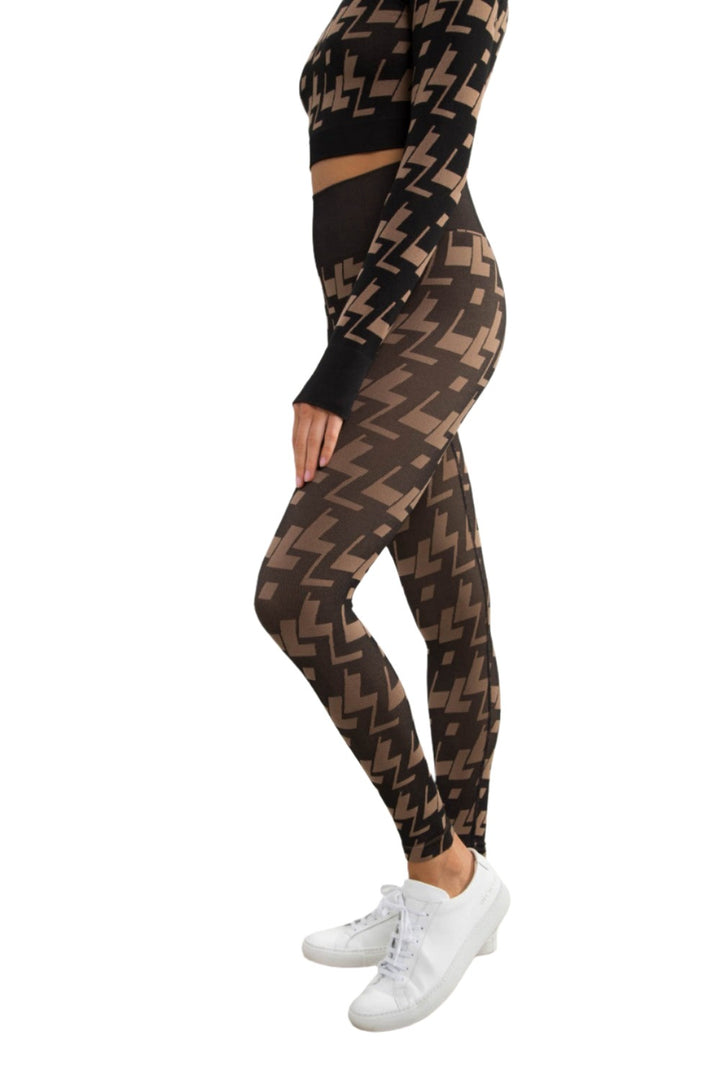 Mono B Seamless Geometric Print Leggings APH-A09101 - Brown - Side View