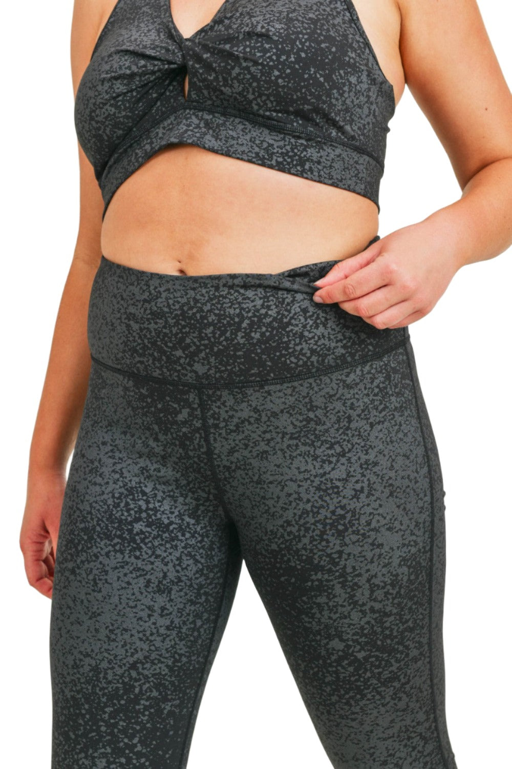 Mono B Flake Foil High-Waist Leggings APH3103 Plus - Foil Print - Rear View