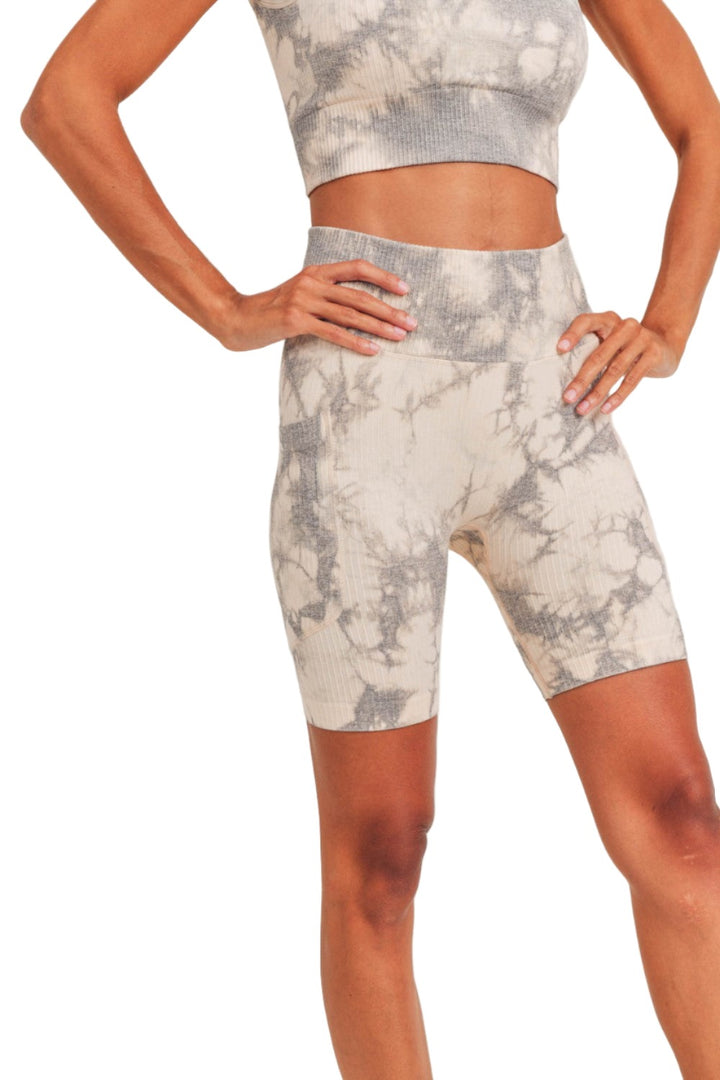 Mono B Ribbed Seamless Tie-Dyed Biker Shorts APH3170 - Nude Tie Dye - Rear View