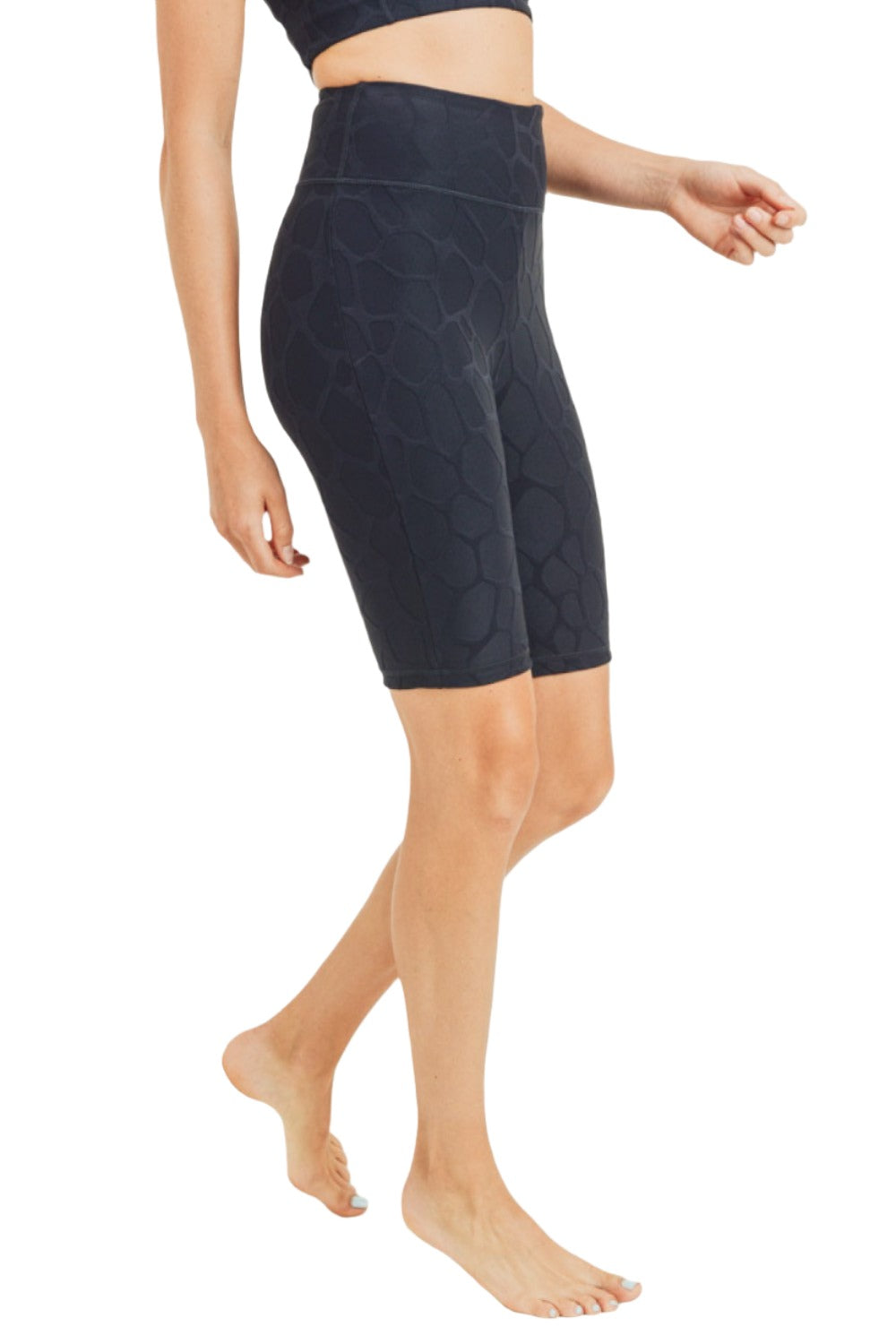 Textured Giraffe Print TACTEL® Highwaist Biker Shorts APH8039 - Black - Side View