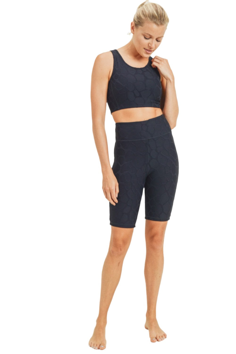 Textured Giraffe Print TACTEL® Highwaist Biker Shorts APH8039 - Black - Front Full View