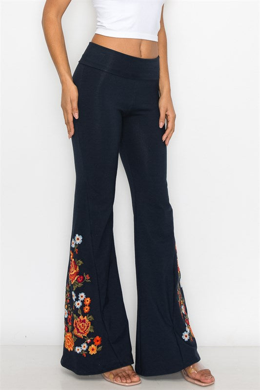 T-Party Coral Roses Embroidery Yoga Pant CJ75493 Navy