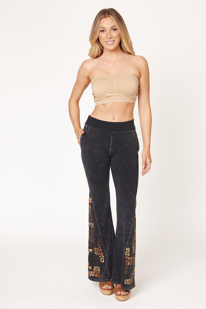 T-Party Hand Printed Floral Wide Bootcut Flair Pant with Pockets CS5702