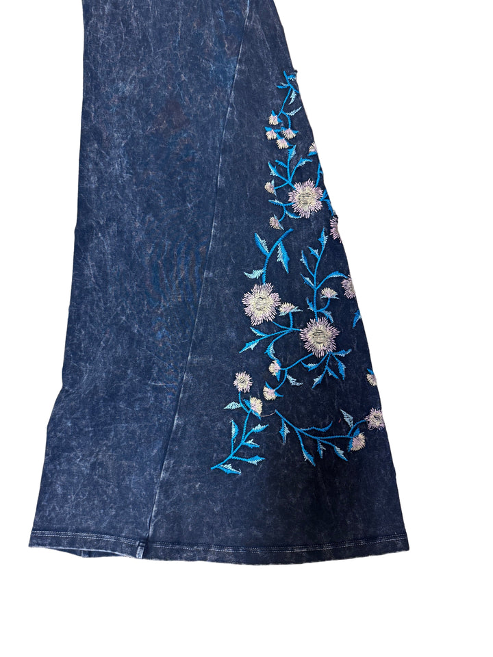 T-Party Floral Embroidery Mineral Washed Yoga Pant CJ75483