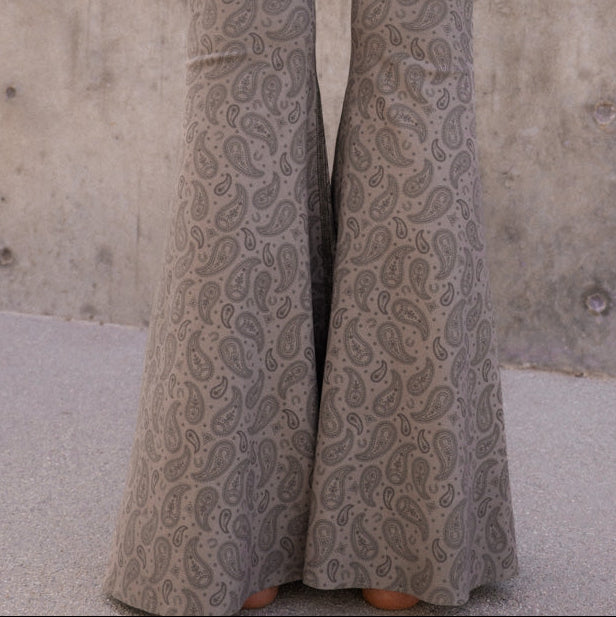 Paisley Camo Crop Bell Bottom ♡