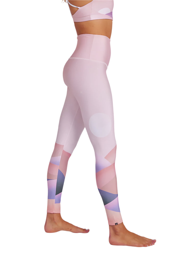 Onzie Sustainable Soul Graphic High Rise Midi Legging 2246