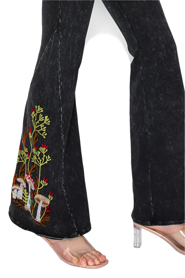 T-Party Mineral Washed Mushroom Embroidery Yoga Pant - Black - Rear View