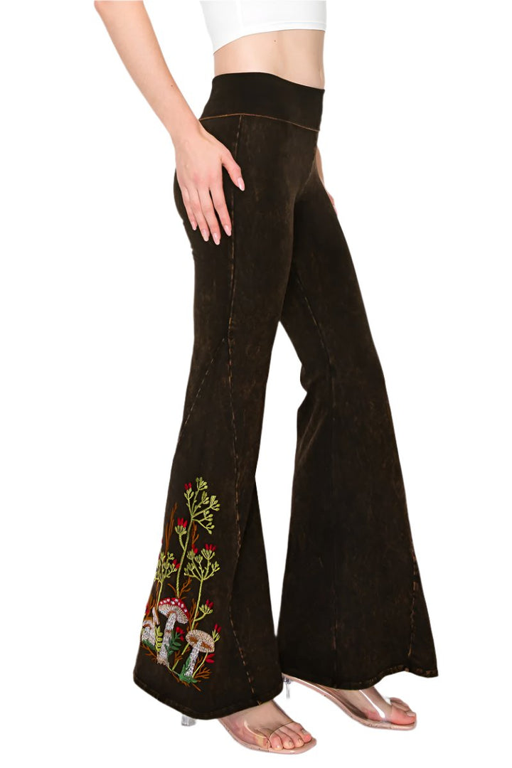T-Party Mineral Washed Mushroom Embroidery Yoga Pant - Brown - Side View