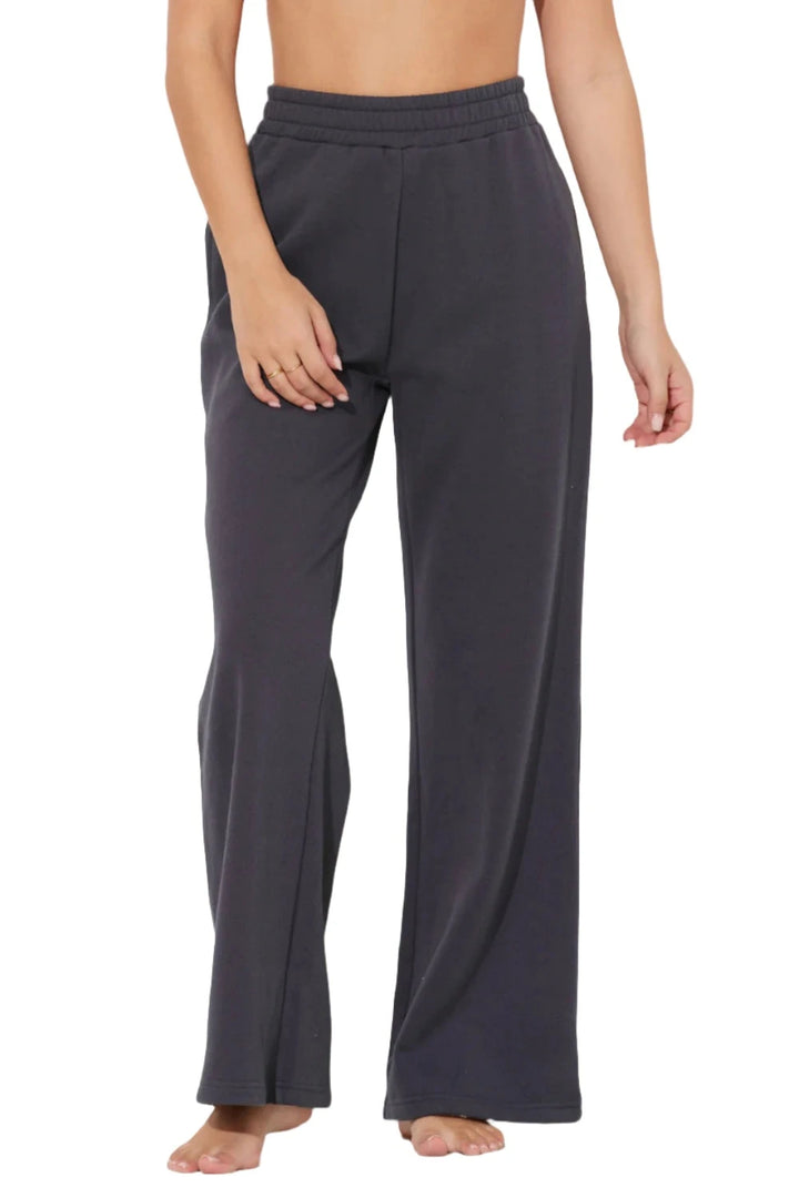 Vintage Havana/ Ocean Drive Surf Wash Wide Leg Pants B12233 - Black - Front View