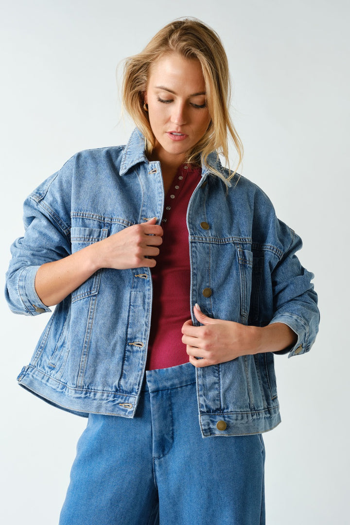 Mono B Boxy Denim Trucker Jacket KJ5577