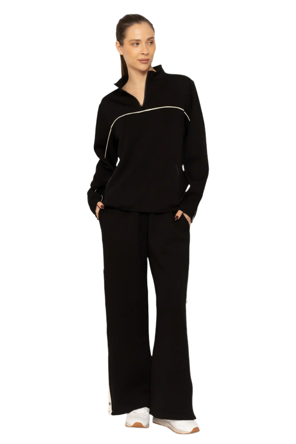 Black/Natural - Front View