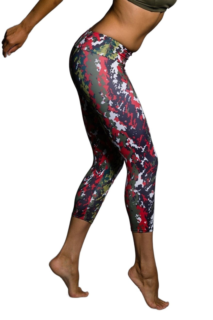 Onzie Hot Yoga Capri 202 - Red Camo - Side View