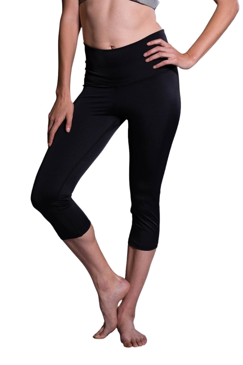 Onzie Hot Yoga High Rise Capri 259 - Black - front view