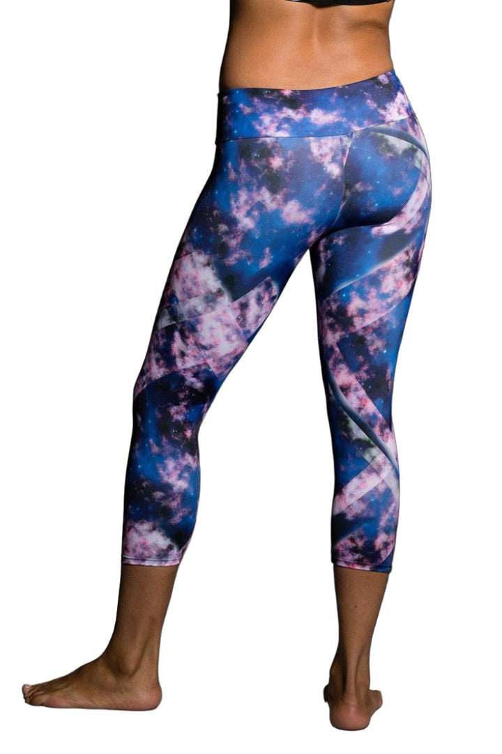 Onzie Hot Yoga Capri 202 Celeste - rear view