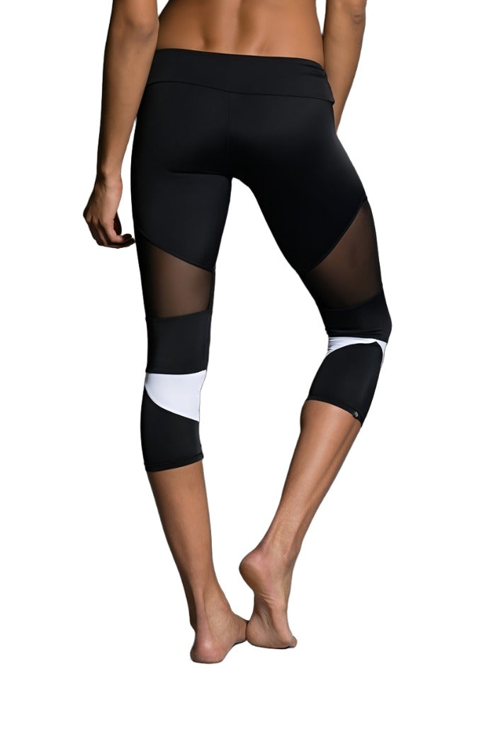 Onzie Hot Yoga Cut Out Capri 270 - Black/White - rear view