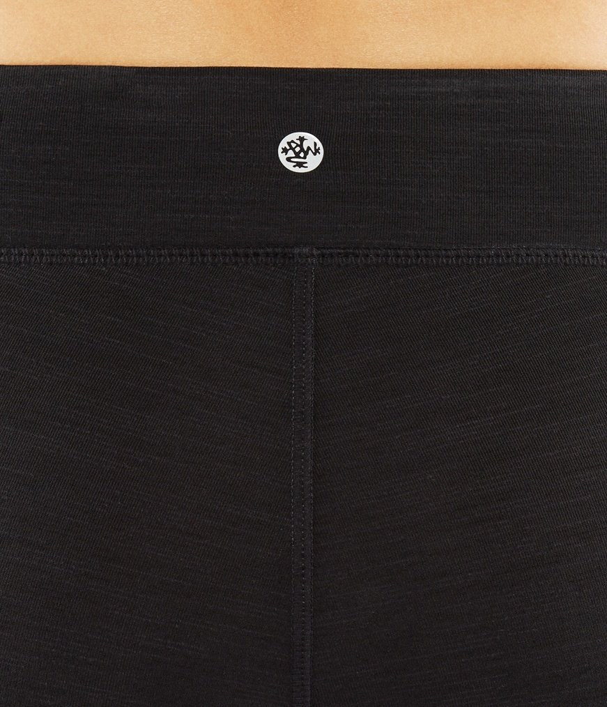 Manduka Flux Tight - Black - close view