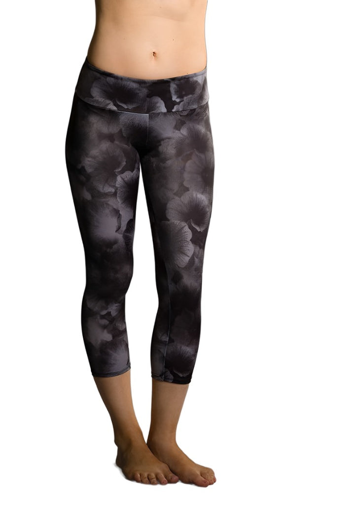 FINAL SALE Onzie Hot Yoga Capri 202 - Petunia - front view