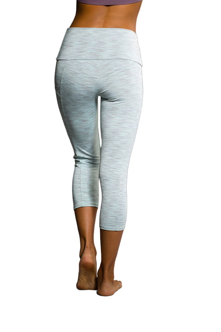 Onzie Hot Yoga High Rise Stunner Capri 2011 - Mint Heather - rear view
