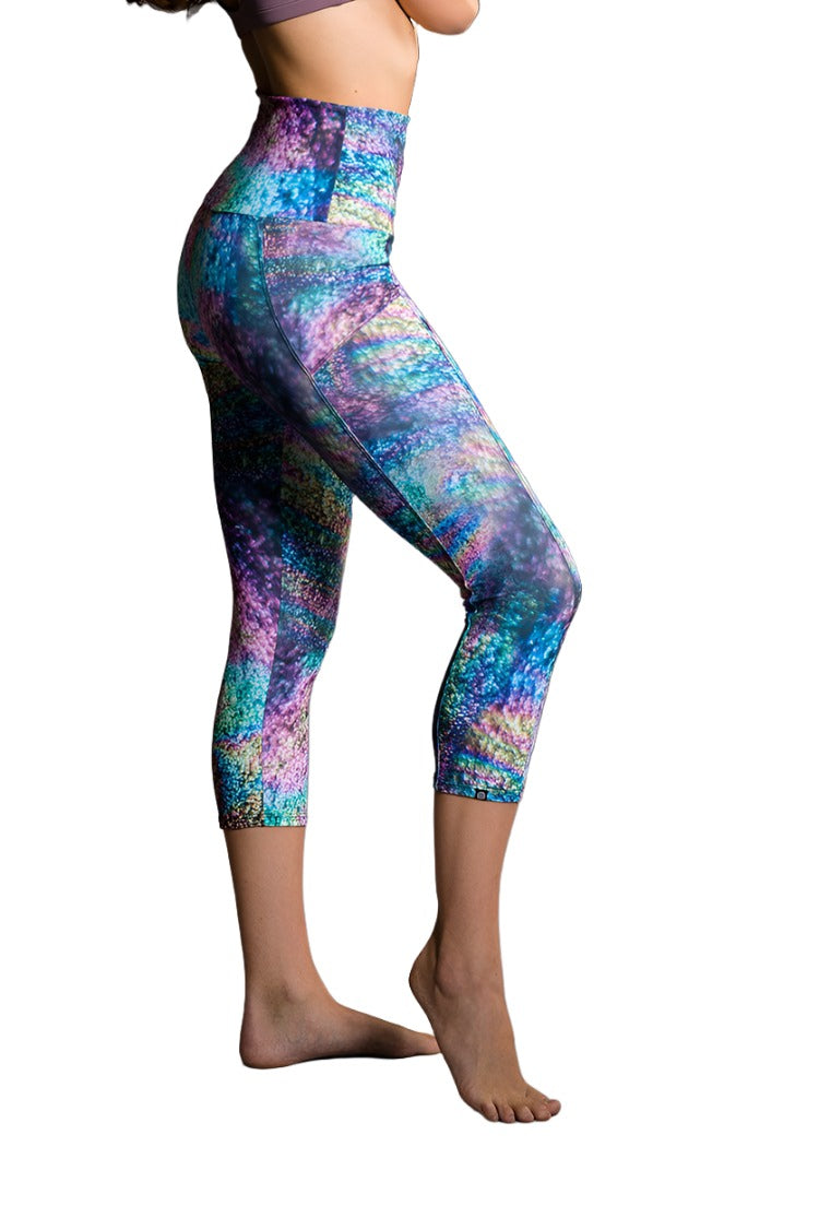 Onzie Hot Yoga High Rise Stunner Capri 2011 - Urban Rain - side view