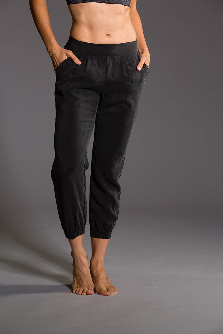 Onzie Hot Yoga Woven Jogger Pant 2019 - Black - front view