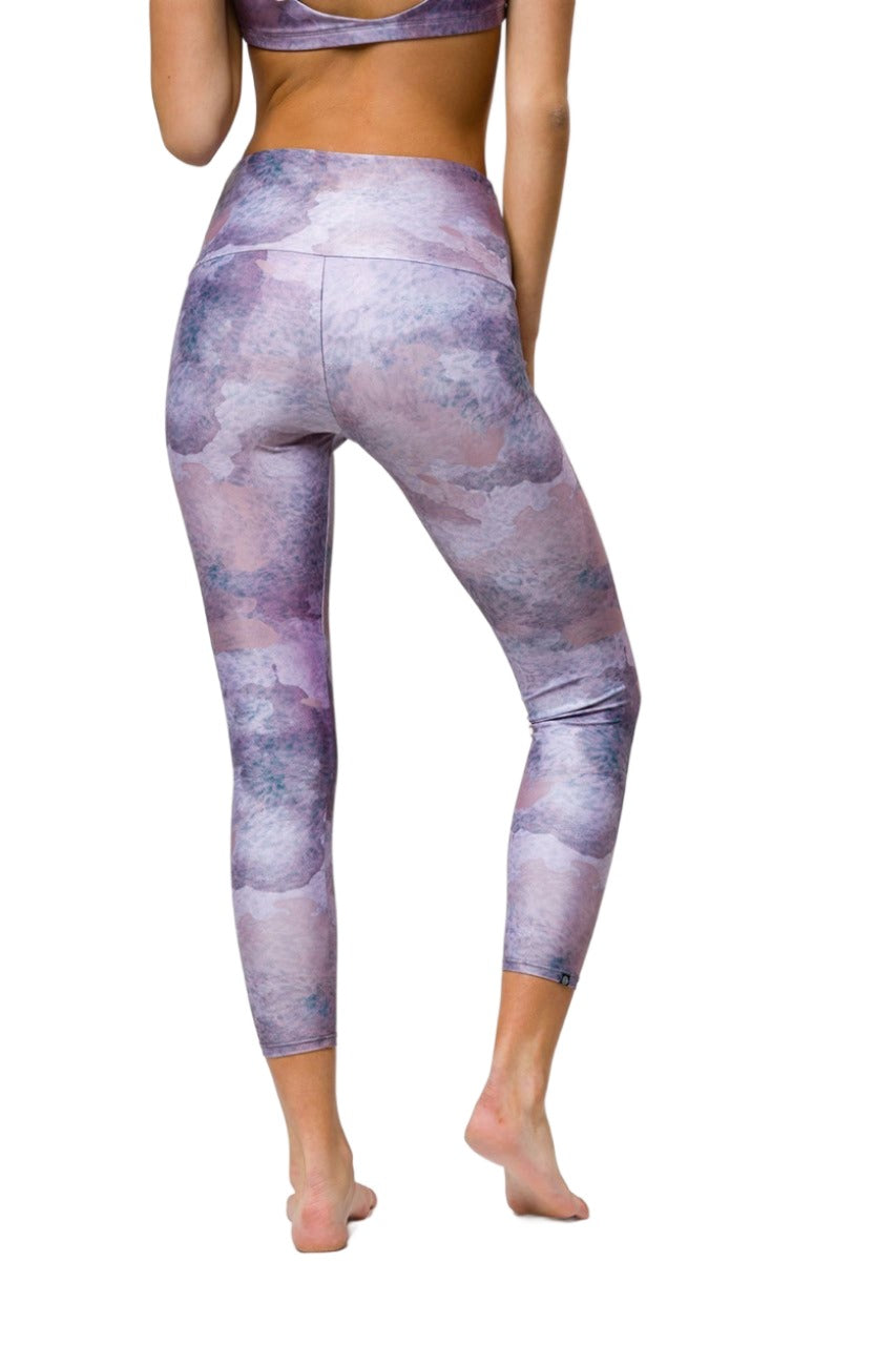 Final Sale Onzie Flow Highrise Basic Capri 2029 - Animal Dusk - rear view