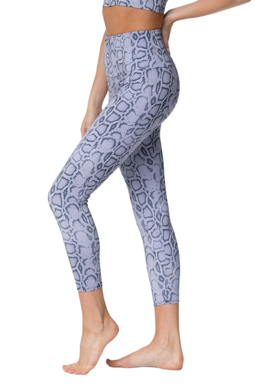 Onzie Flow Highrise Basic Midi 2029 - Lavender Cobra - side view