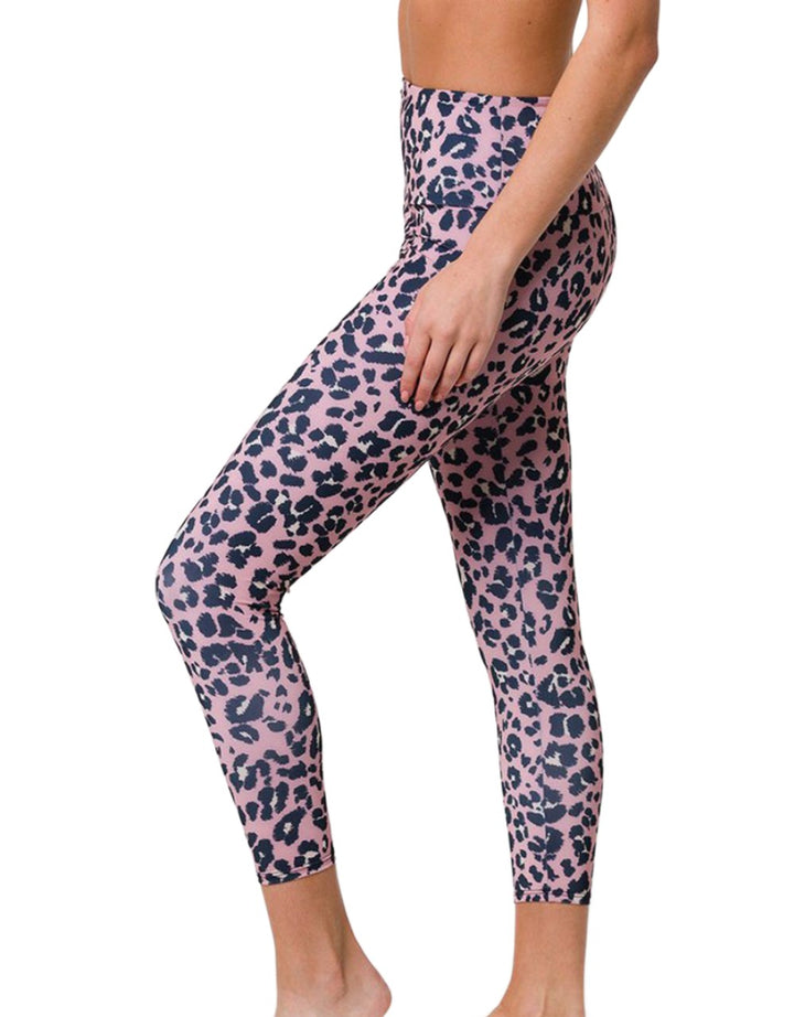 Onzie Flow Highrise Basic Midi 2029 7/8 legging - Rose Leopard - side view