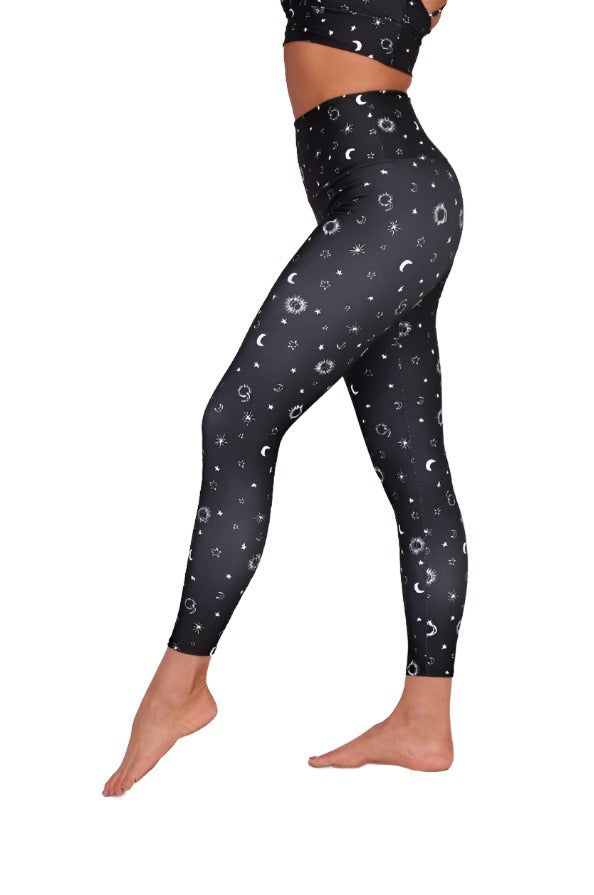 Onzie, Pants & Jumpsuits, Onzie Galaxy Pattern High Waist Leggings  Multicoloured Sky Printed Cropped Sm