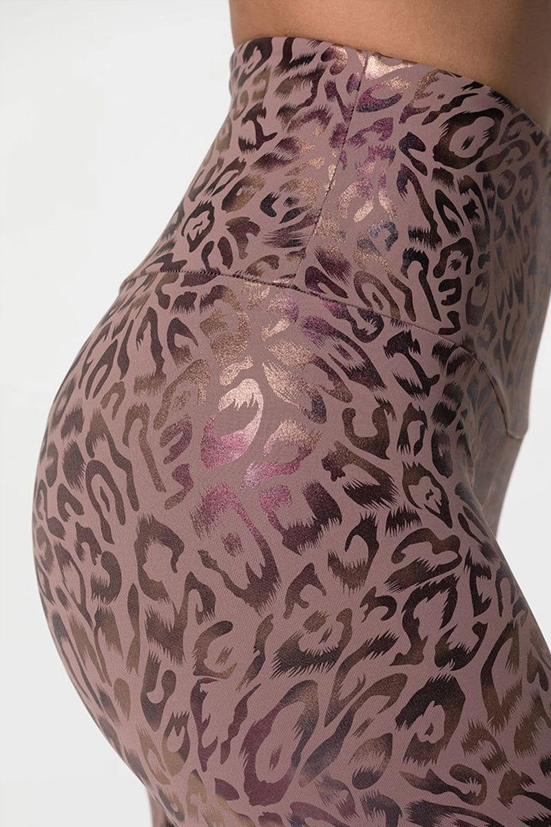 Onzie Flow Highrise Basic Midi 2029 Foil - Gold Leopard - side close view