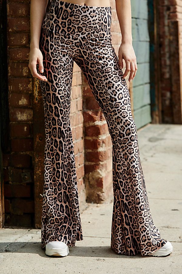 Onzie Flare Pant 2045 - Leopard - front view