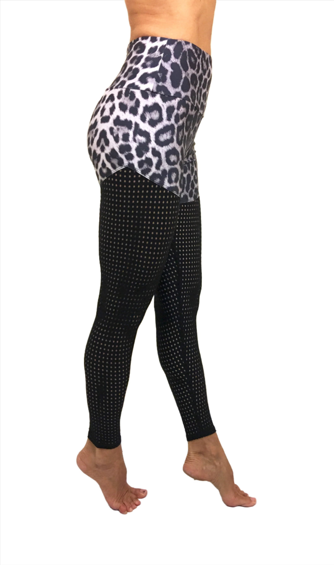 Onzie Flow Half Half Legging 2049 - B/W Leopard - side view