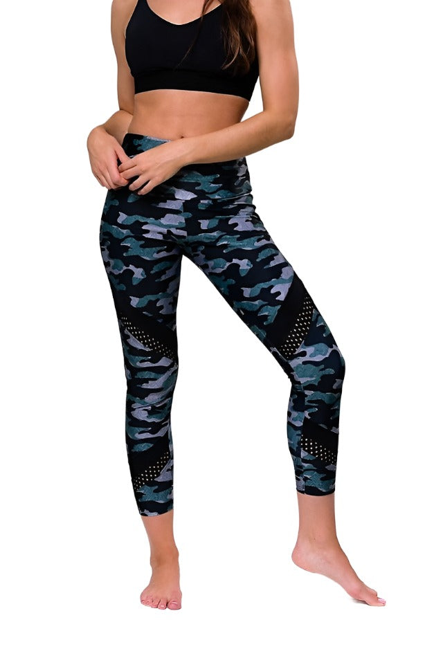 Onzie Flow Sporty Legging 2051 - Distressed Camo - front view