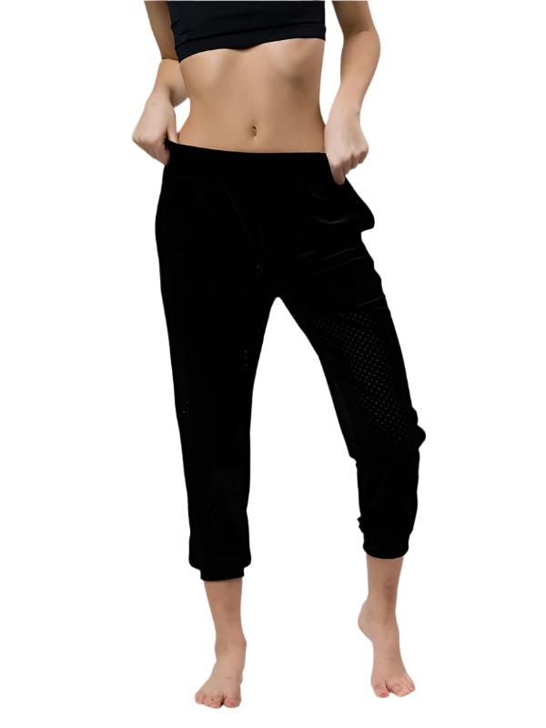 Onzie Velour Crop Pant 2071 Black - front view
