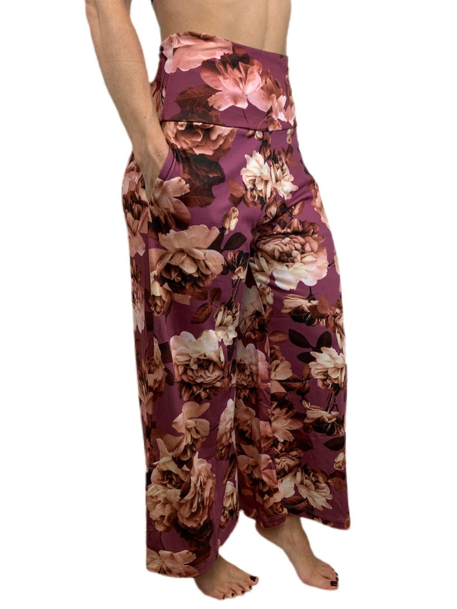 Onzie Wide Leg Crop Pant 2102 - gardenia - side alt view