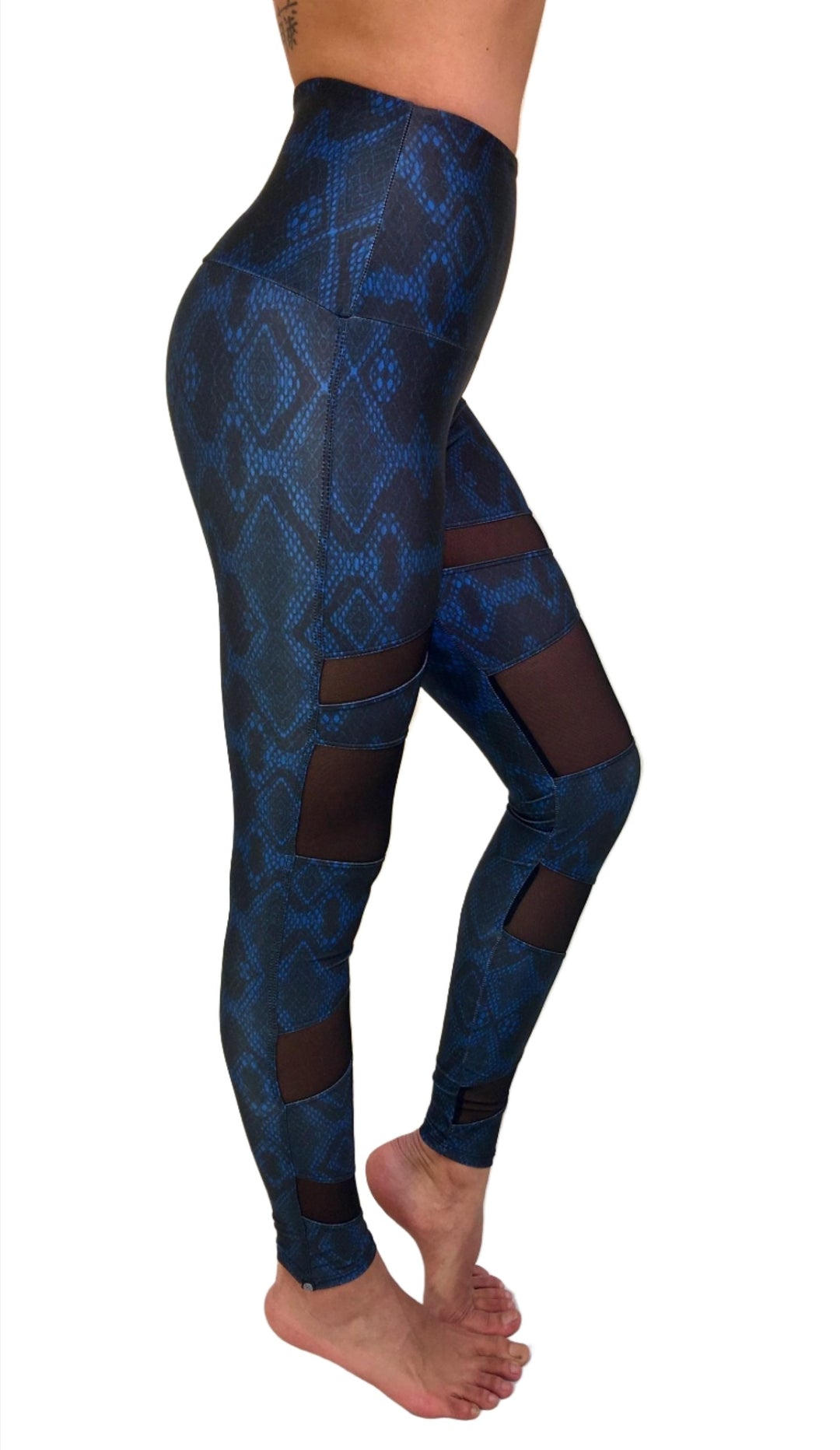 Onzie Hot Yoga High Rise Bondage Legging 280 - Navy Python - side view