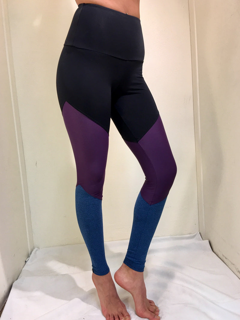 Onzie High Rise Track Legging 2046 - Moonlight Blue - side view