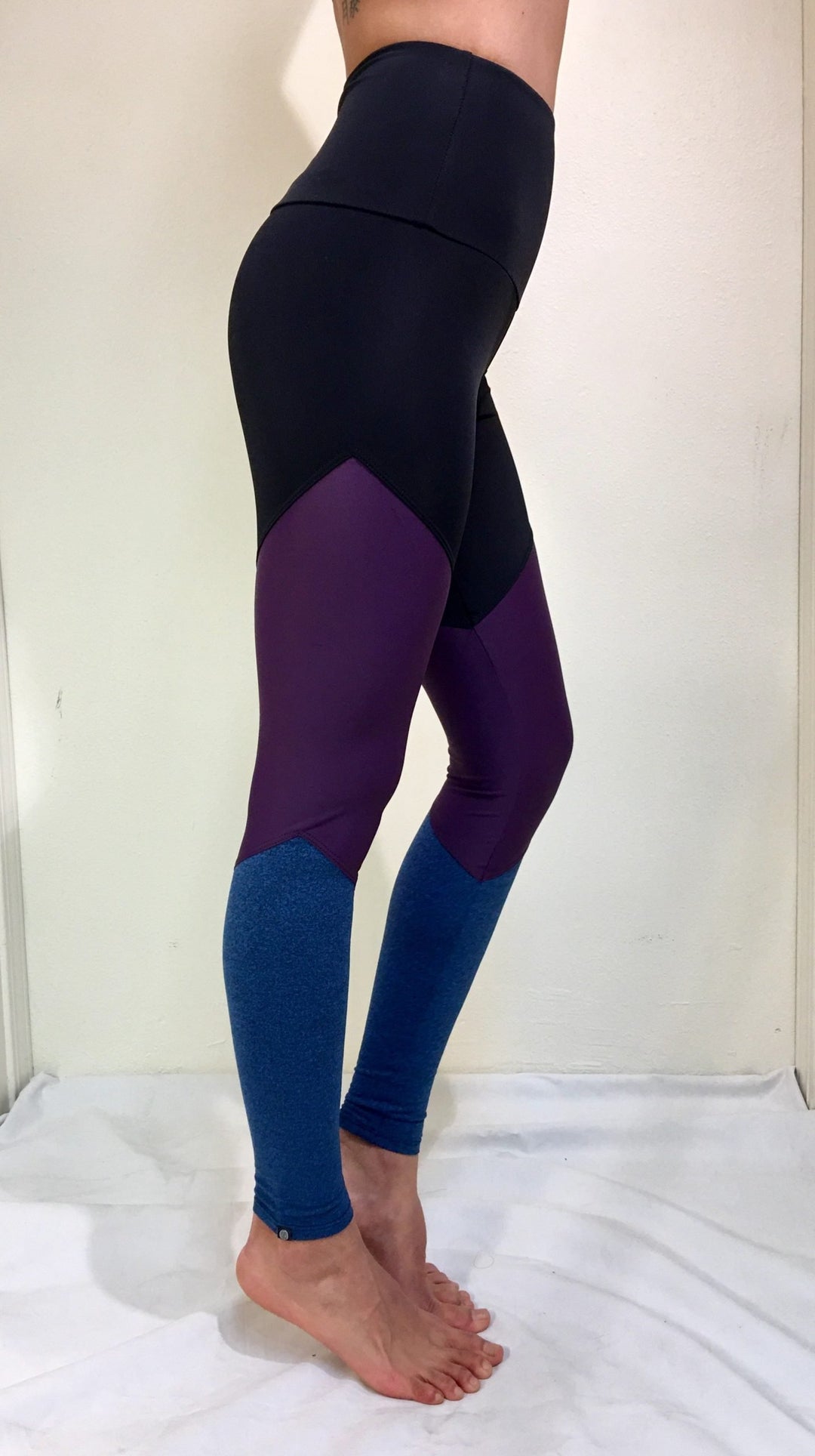 Onzie High Rise Track Legging 2046 - Moonlight Blue - side alt view