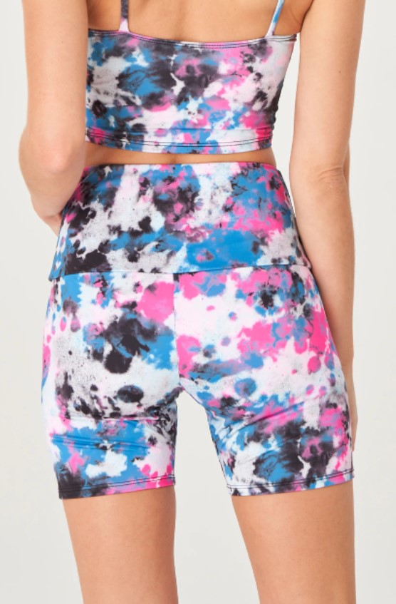 Onzie High Rise Bike Shorts 2225 - Graffiti Femme - Back View