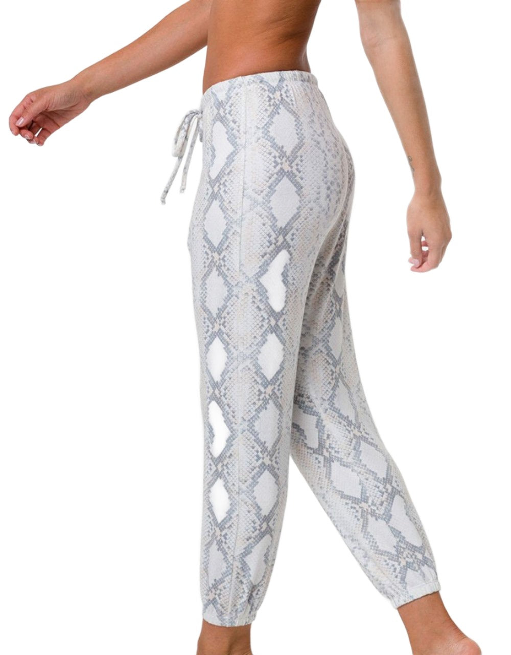 Onzie Flow WEEKEND SWEATPANT 2243 - Anaconda - side view